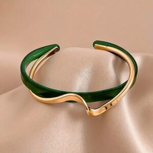 Wave Cuff Bangle